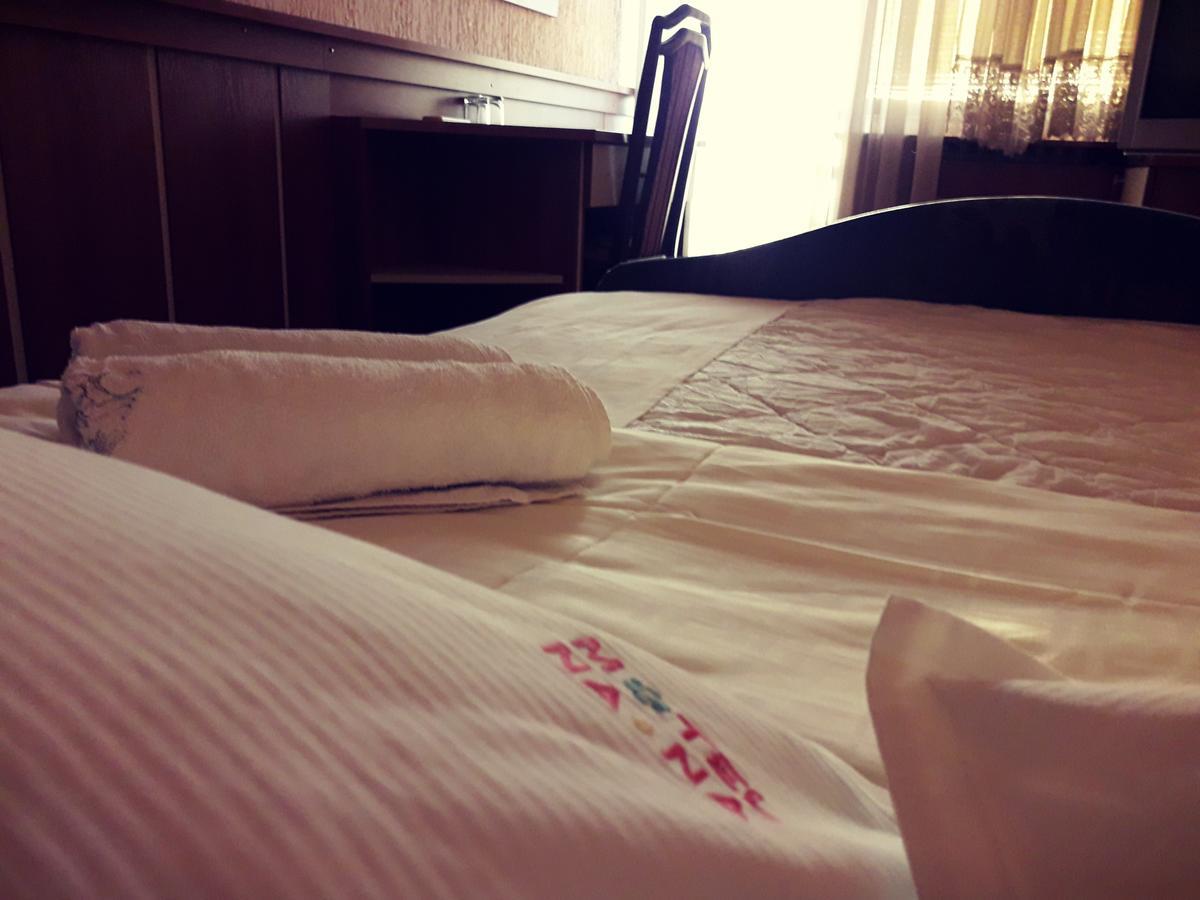 Motel Nana バニャ・ルカ エクステリア 写真