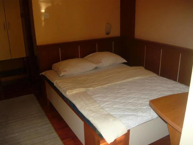 Motel Nana バニャ・ルカ エクステリア 写真